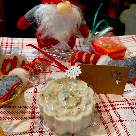 Soaps and Lotion bars.. - Picture 5 of 6